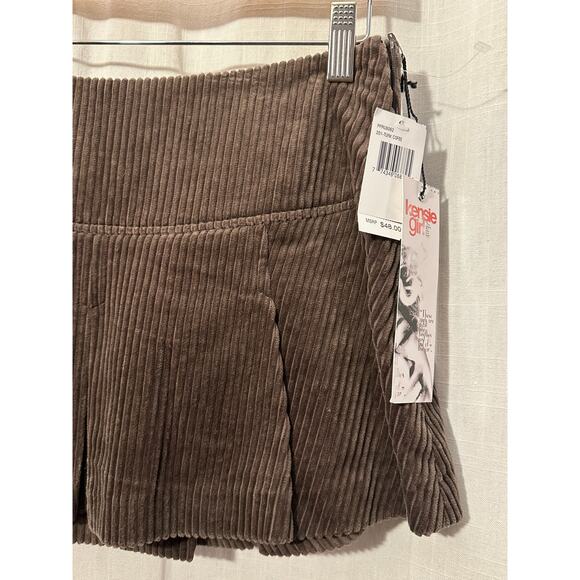 KensieGirl Pleated Corduroy Mini Micro Skirt Light Brown Y2K Juniors Size 3 NWT - Picture 3 of 8